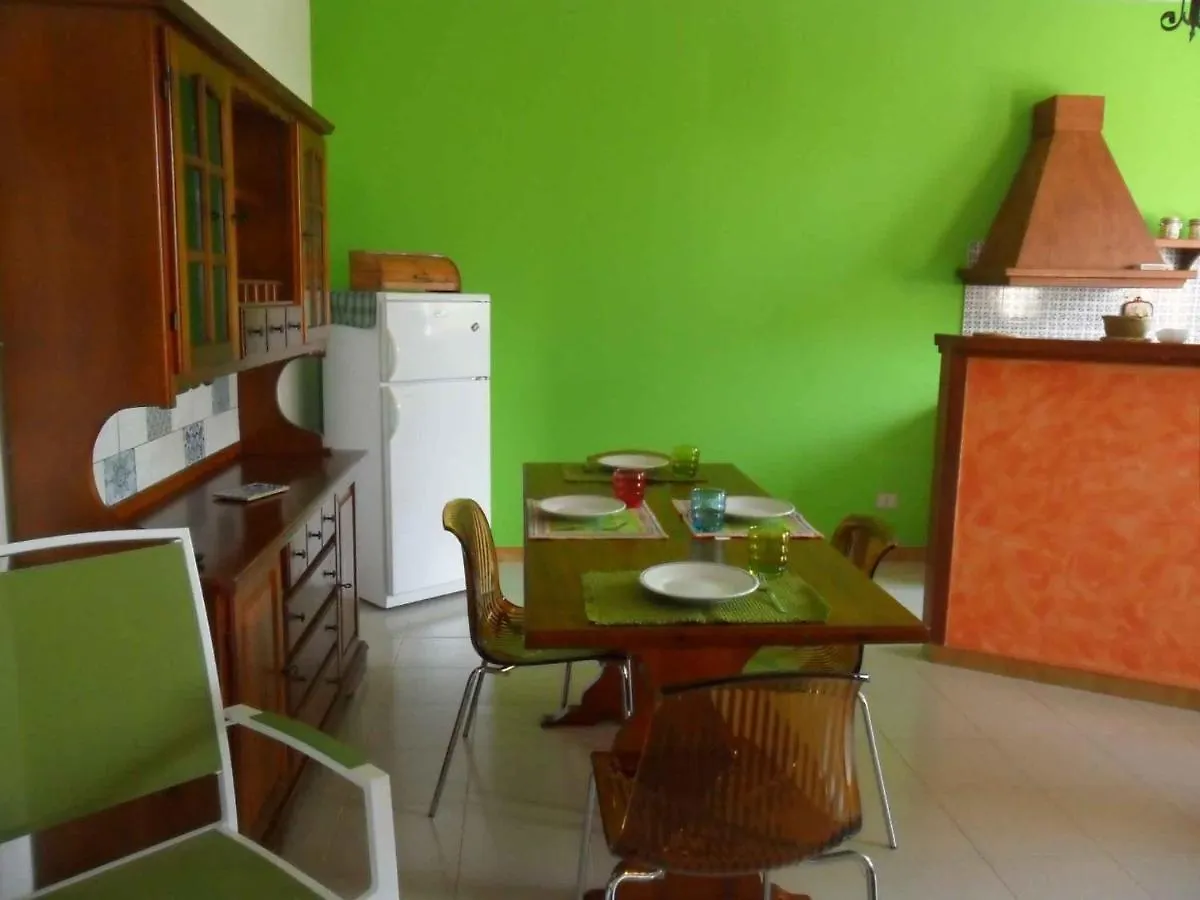 Appartamento La Casa di Peppe Favignana 0*,  Italia